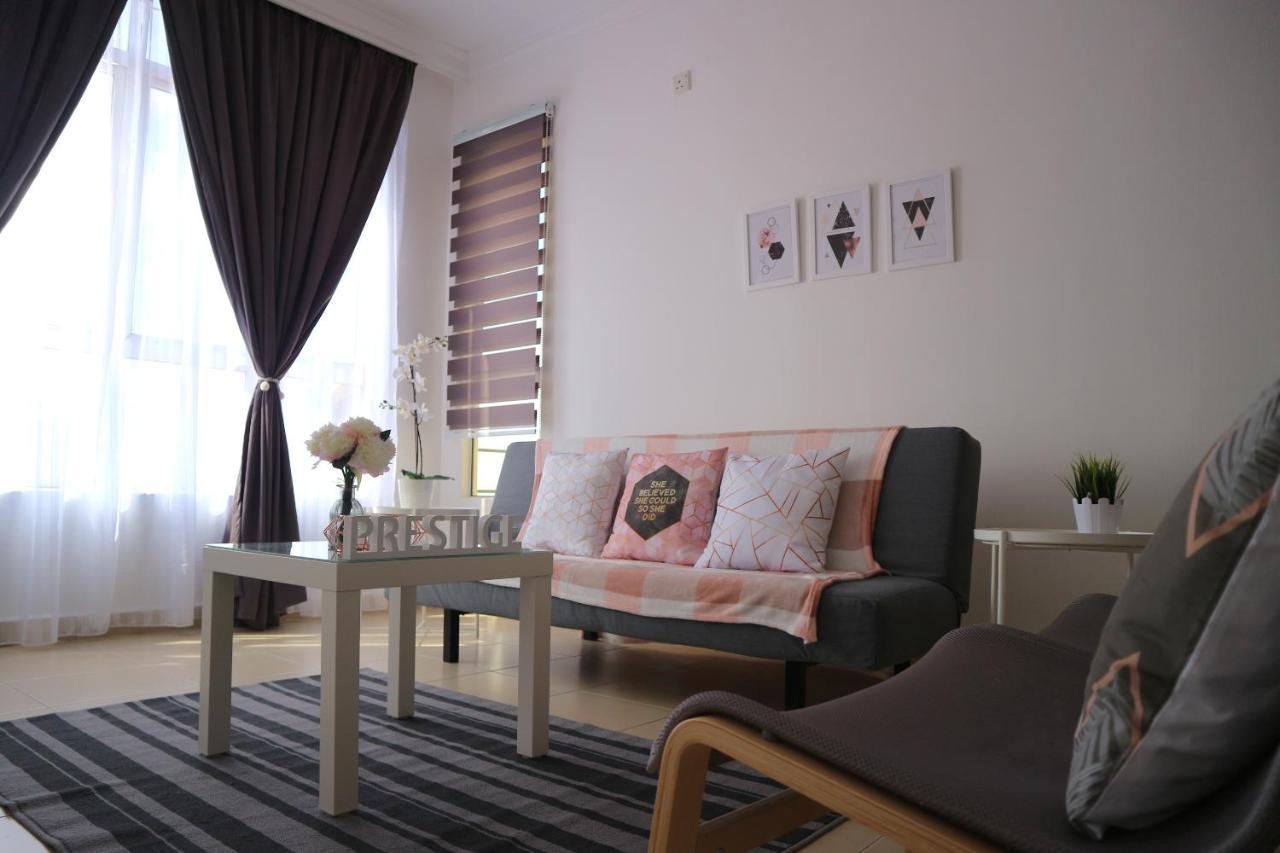 Prestige Pelangi Riverside'S Home Kota Bharu Dış mekan fotoğraf